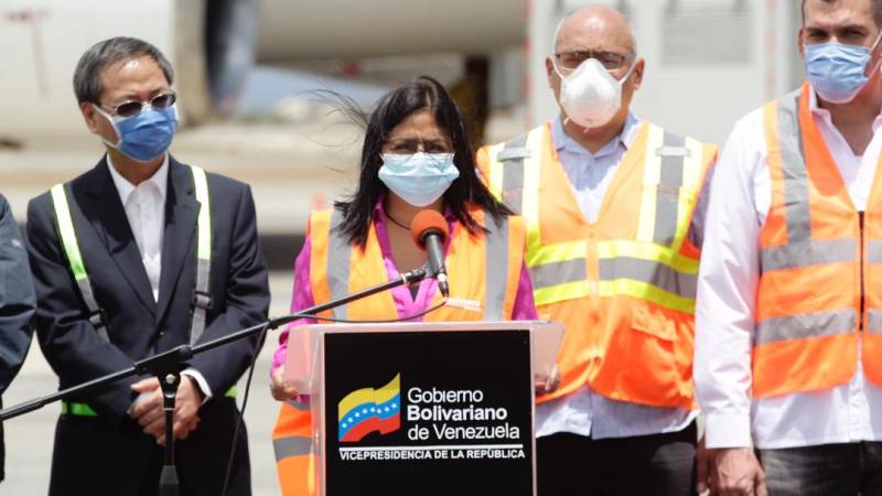 ConElMazoDando's tweet photo. Venezuela establecerá puente aéreo con China para el transporte de ayuda humanitaria y médica https://t.co/oKzlIlLKHO  #VenezuelaPuebloHeroico https://t.co/XhAeLkzeYR