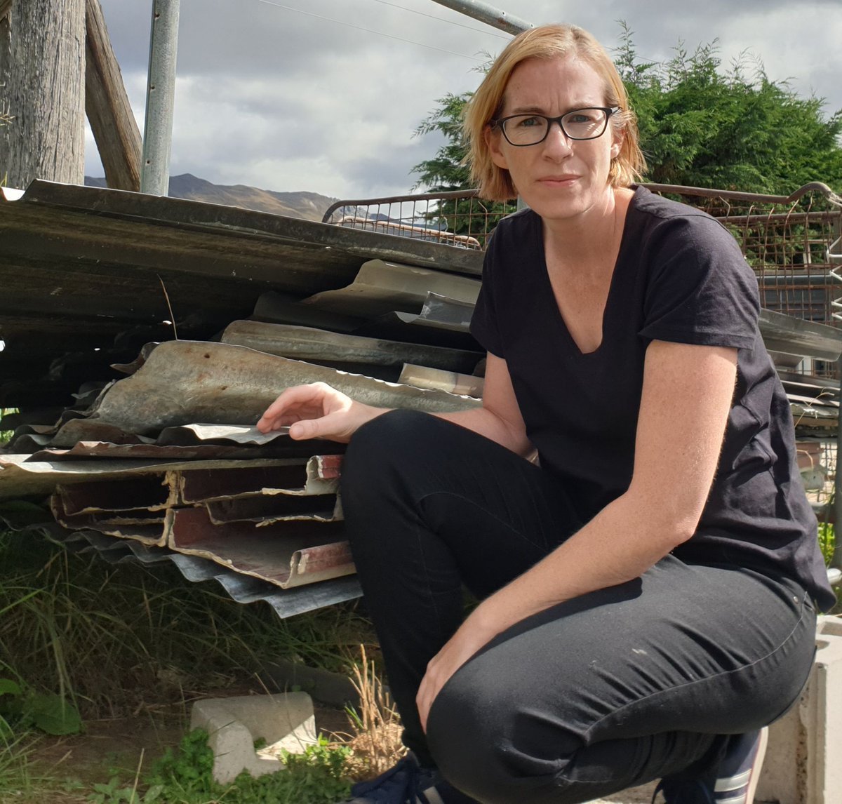 CivilShareNZ's tweet photo. Stoked with the support we’ve received in Wanaka the past couple of days and great to have more of the community get involved with #CivilShare - check out the article below and big thanks to Ruth from Wanaka Wastebusters!
#sustainability #circulareconomy https://t.co/LFbn2XtJjA https://t.co/PXvHh3vKXz