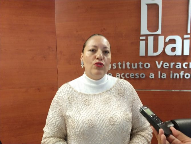 Sinfiltrover's tweet photo. La comisionada del @VERIVAI, Yolli García Álvarez, fue suspendida temporalmente de sus funciones por el órgano interno de control del organismo a pocos días de dejar el cargo.

Información completa👇👇
https://t.co/9LJ7BCWkjT https://t.co/DtlDxXpyiX