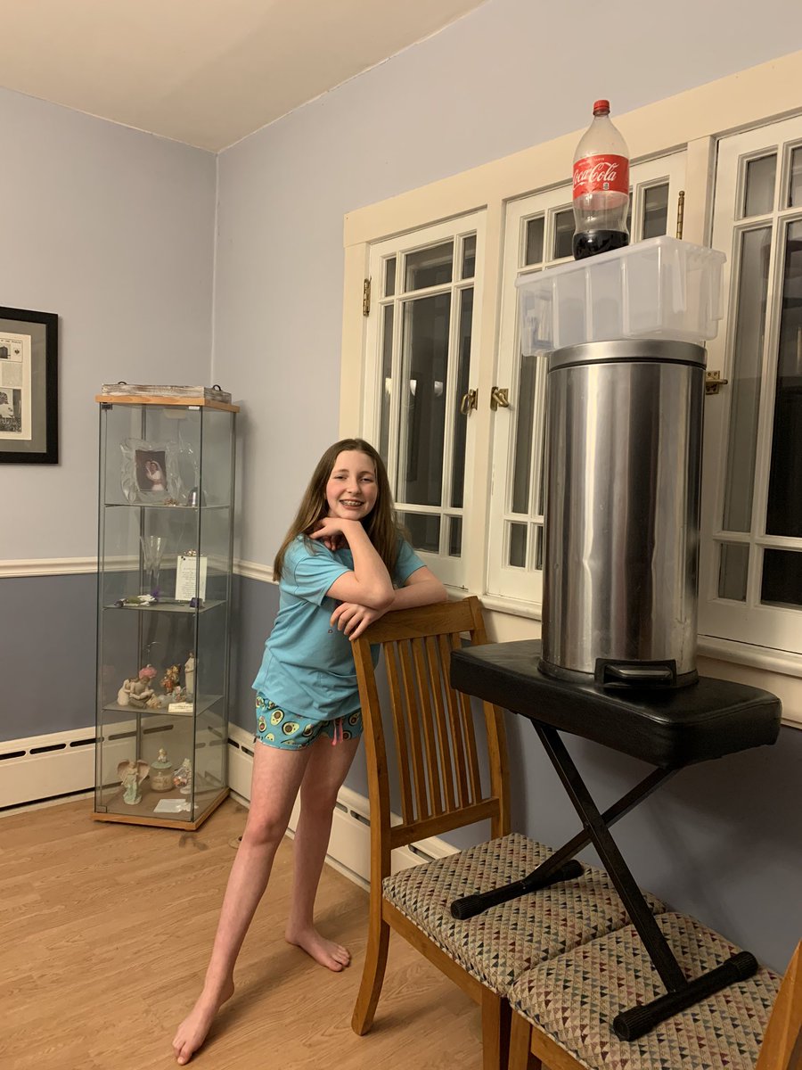 MReimerRN's tweet photo. Challenge #3 for @WMSGenerals129 A tall tower! #WMSGeneralsChallenge https://t.co/WwVCzCAtKQ