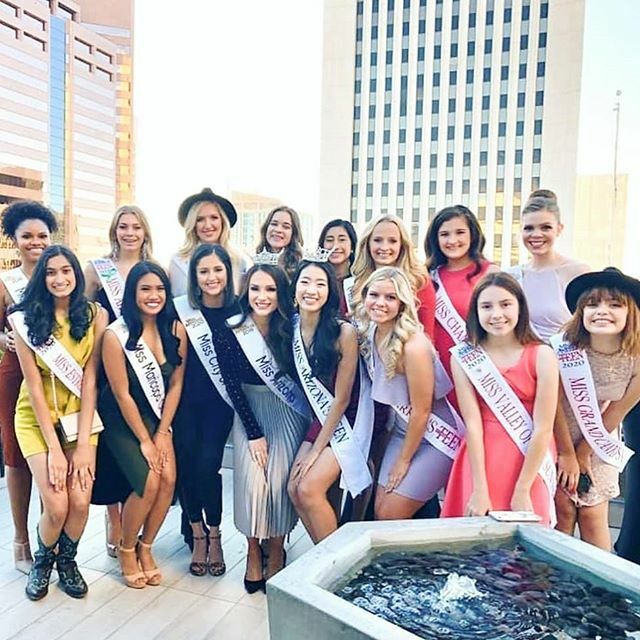 MissValleySunAZ's tweet photo. #WhyImaPageantGirl 
Because the amount of love and support I have seen and received from these girls over the past week as we all adjust to this time has been incredible! These girls are all so caring, I feel so blessed to get to know them all! 
#MissVal… https://t.co/od8ZS3r3qz https://t.co/gYD5pL3GEC