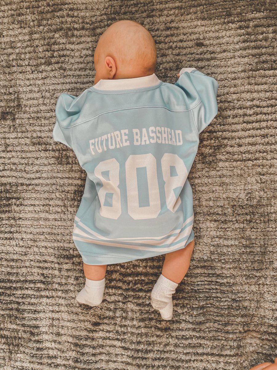 rea_shea's tweet photo. • o u r • f u t u r e • b a s s h e a d •
first jersey acquired. you rocked out to nectar in the womb and now you’re gonna get to rock out to him earthside. can’t wait for the day we get to take you to see him. 🤍✨💙
@bassnectar @bass_network https://t.co/OchOfA8Dbz