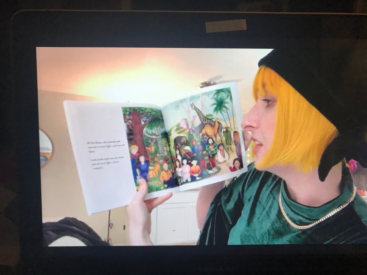 chasing_echoes_'s tweet photo. she read us a bedtime story 😭 thank you for this evening Tess!! Goodnight, and happy birthday!!
@TessaViolet 
#TheSomething2LookForward2Tour https://t.co/pOnTHN9G4d
