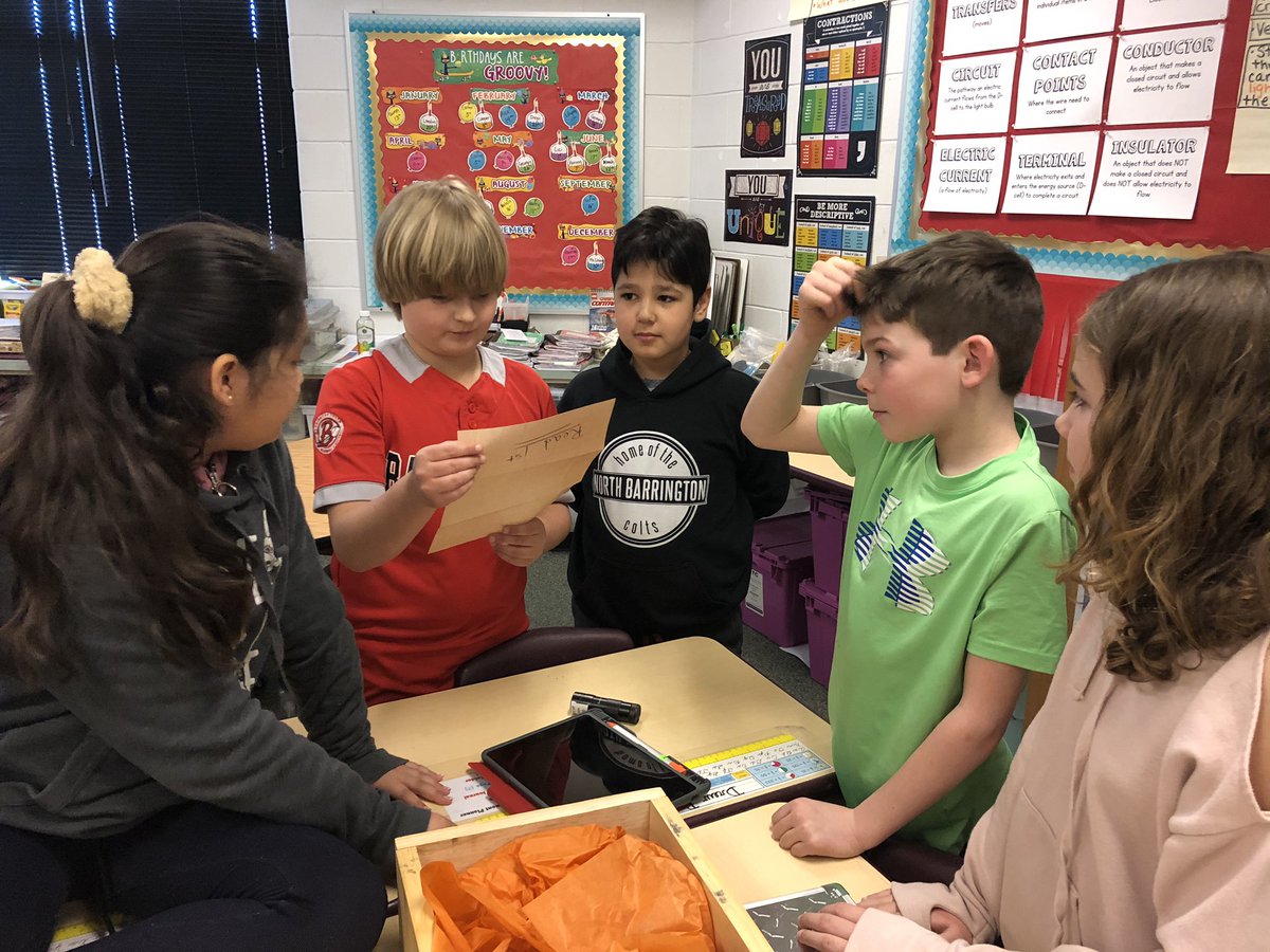 MsLindsey4Class's tweet photo. Using a @breakoutEDU box to collaborate &amp; problem solve was challenging and engaging! What 4th grade digital breakouts are good for a time like this!? @breakoutEDUchat #NBSColtPride #bsd220tech #ilschoolsstepup @barrington220 https://t.co/zKUXSfVtJc