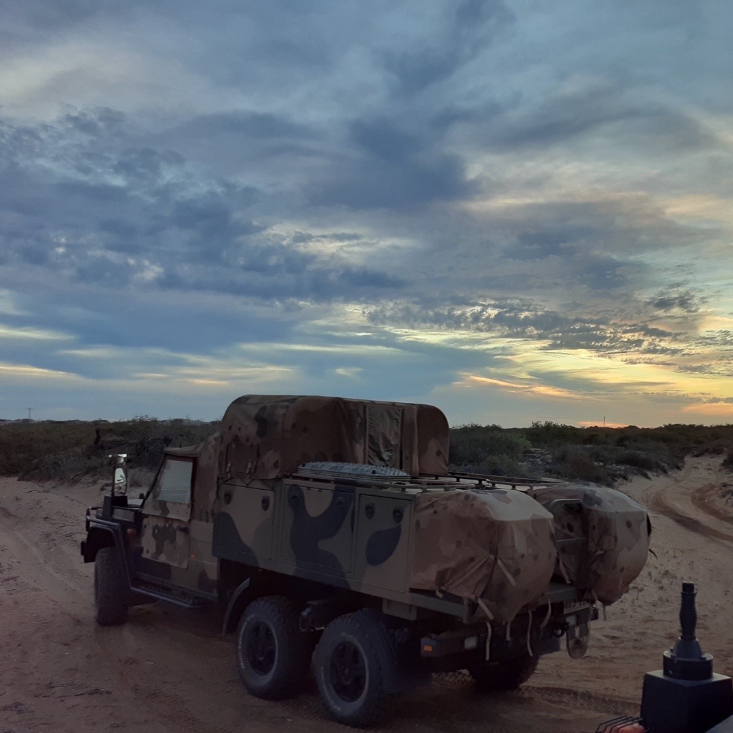 PilbaraRegiment's tweet photo. E Troop, 2SQN, Pilbara Regiment. Of and in their community of Carnarvon doing PT, patrolling in Special Reconnaissance Vehicles and on the water in their range of tactical watercraft.
#CarnarvonsOwn
#OnCountry
#ProtectingtheBorder
#ThePilbaraRegiment https://t.co/tUuyvQkFK8