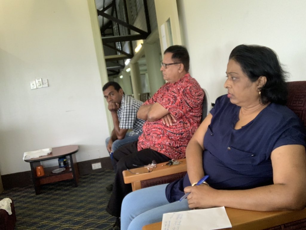 BMalimali's tweet photo. STATHAM STAFF having a meeting on the way forward with our various programmes during this crisis. #USPLaw #USPSchoolOfLaw #StathamCampus #LawyersInThePacific @USPLaw https://t.co/aKpRSKc361