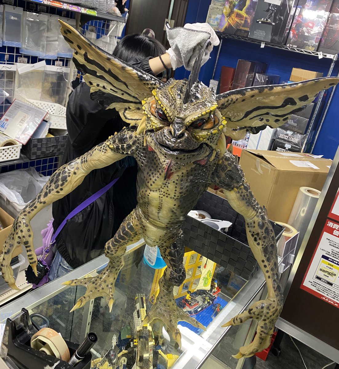 モホーク Twitter Search