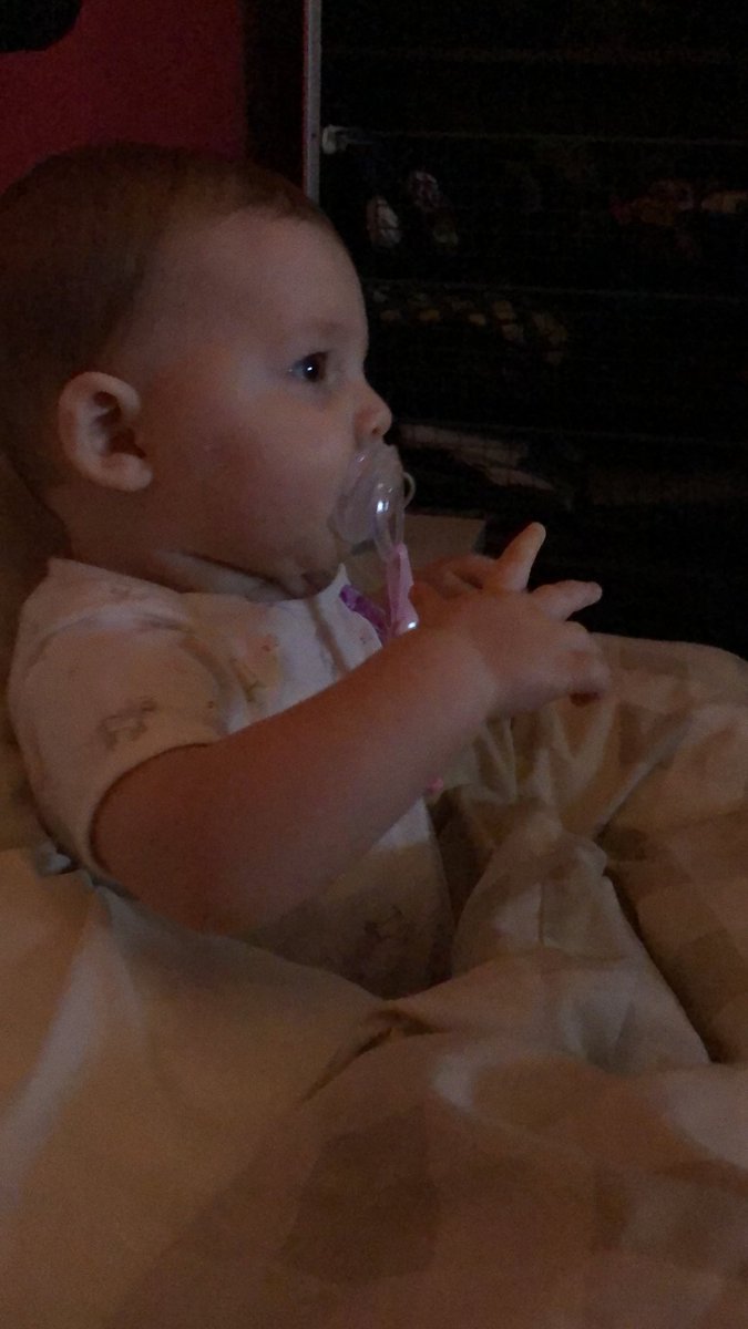 MellKat86's tweet photo. Watching @BT_t3mpl3 before having her bottle this morning. Unusual for her to be awake now, but I was already awake to watch T3mpl3. Gonna be tired for stream tonight. #smallstreamer #streamermum @SweetHearts_TTV #babychloe https://t.co/zJu2GueWD4