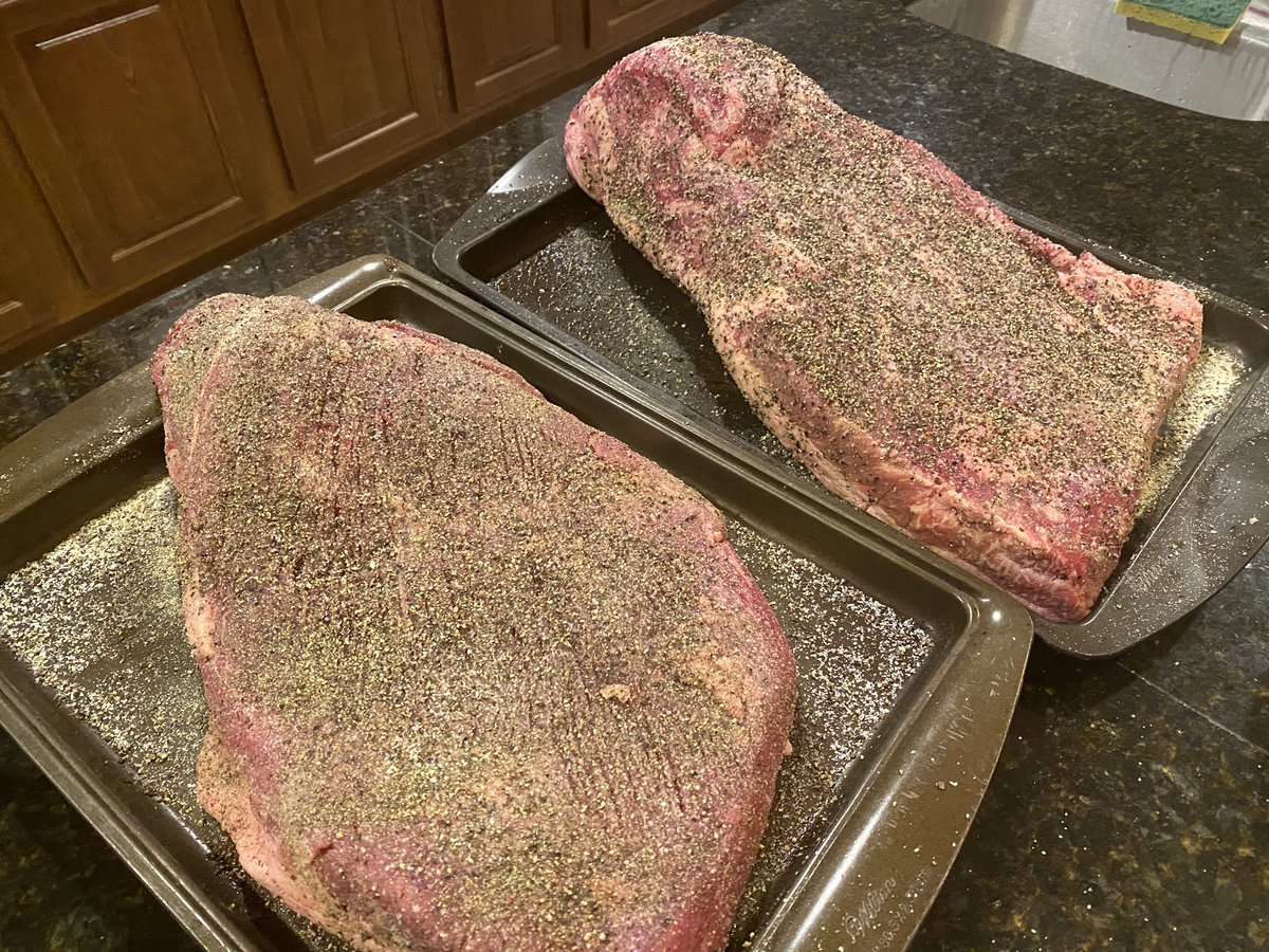 Aggs03's tweet photo. Probes and pen dialed in. Almost time to throw them on! #BBQLyfe #BrisketLyfe #BGE https://t.co/yYVpkzRj3g