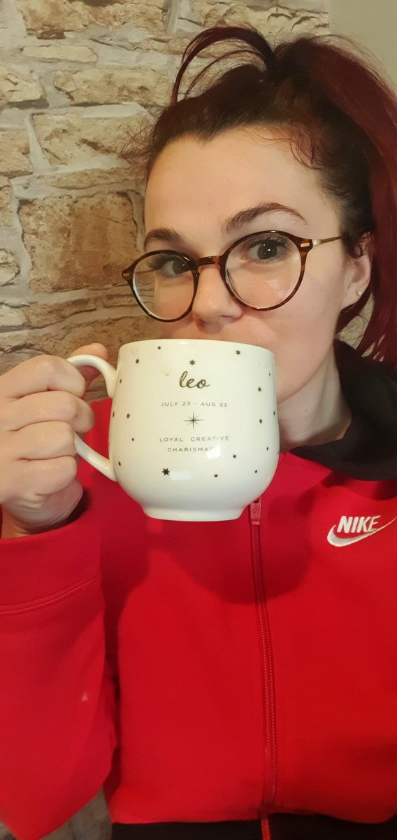 SammiBews's tweet photo. Dear #avtweeps 3days into WFH I've changed clothes π I've worked out π and I'm about to sit an #LG webinar π all before 10am - how are we all doing?
@Rhyno_24 you will be happy I'm in a new hoody ππ
#coronavirus #StaySafeStayHome
#remoteworking #AVa #Sanitycheckin https://t.co/TVd00iJ4nd
