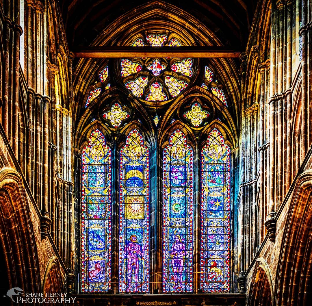 📍 GUESS THE LOCATION 📍
CLUE: This beautiful stained glass window can be found within a building that was built between the 13th - 15th centuries. 
IG📸: smtierney_photography
#glasgowlandmark #glasgowlife #glasgowtime