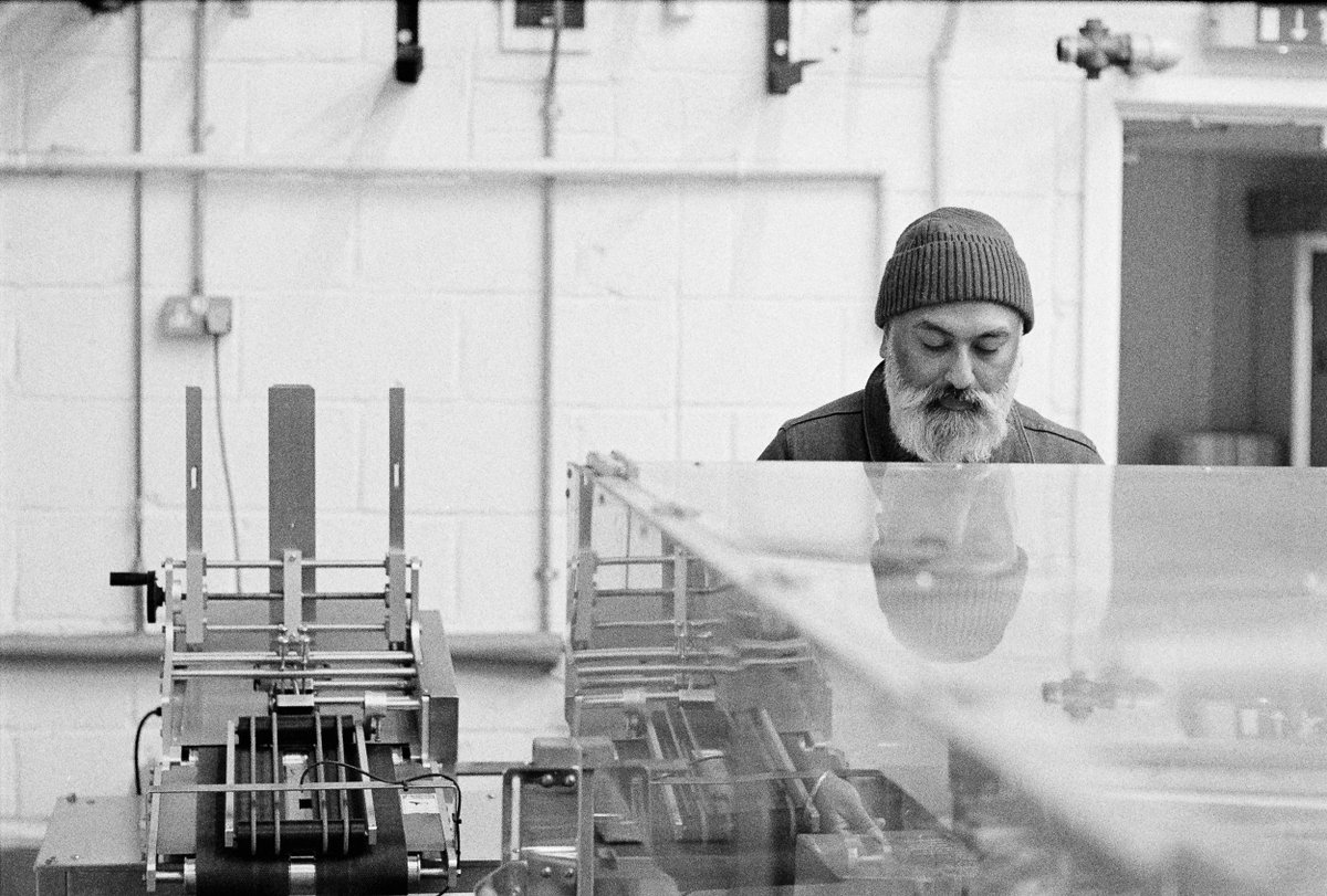 At the pressing plant.
🎞️ #tmax3200 ei1600
#believeinfilm #35mmfilm #filmisnotdead