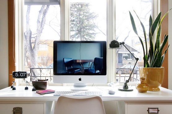 nightaddict's tweet photo. Self isolating? Here's some tips to stay motivated when working from home. https://t.co/XiKNARjOqj https://t.co/AyO2tvjEtG