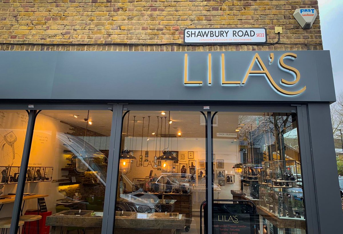 pjsigns's tweet photo. Installed this week in London for @LilasJewels - aluminium fascias with built up halo lit gold lettering. Hats off to our installers for keeping calm and carrying on, albeit with lots of new procedures in place!
#keepcalmandcarryon #openforbusiness #London https://t.co/n00xIVu1Ph