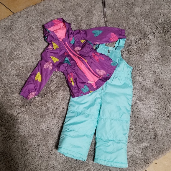 Amanda____F's tweet photo. So good I had to share! Check out all the items I'm loving on @Poshmarkapp #poshmark #fashion #style #shopmycloset #carters: https://t.co/js1pOWBPia https://t.co/tJYBRJxdu3