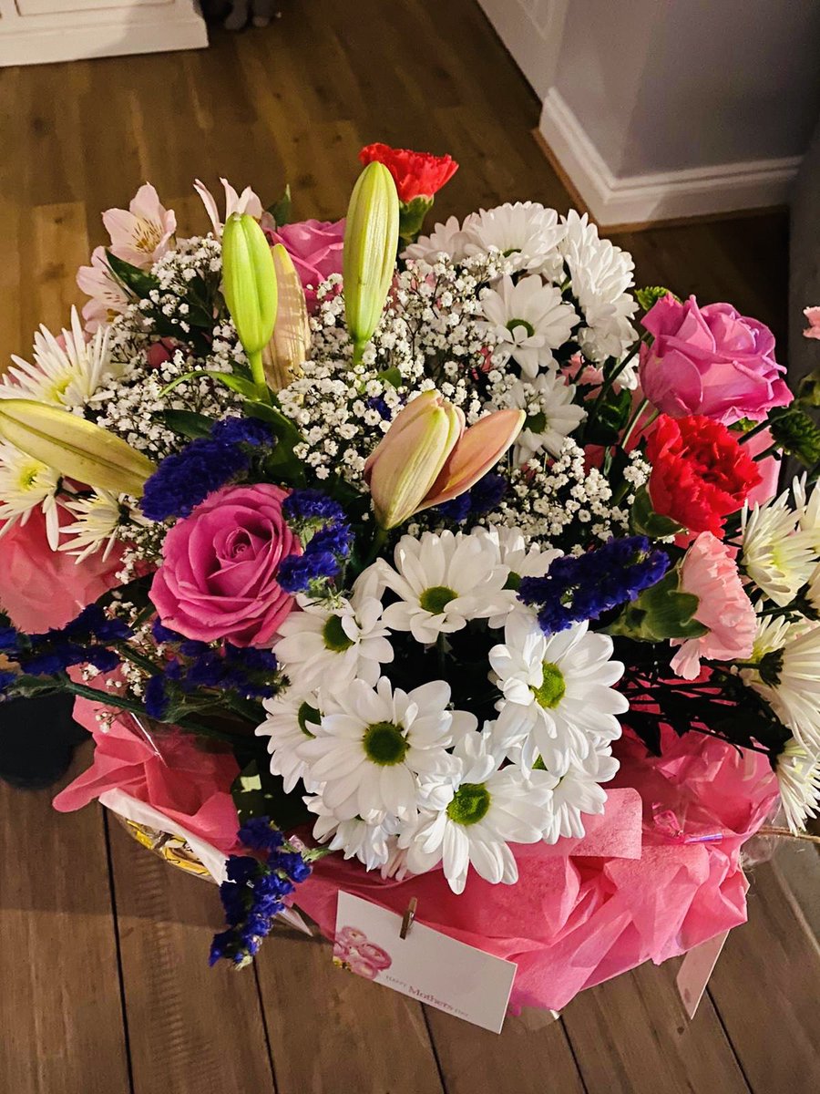 Highfields Florist tweet media