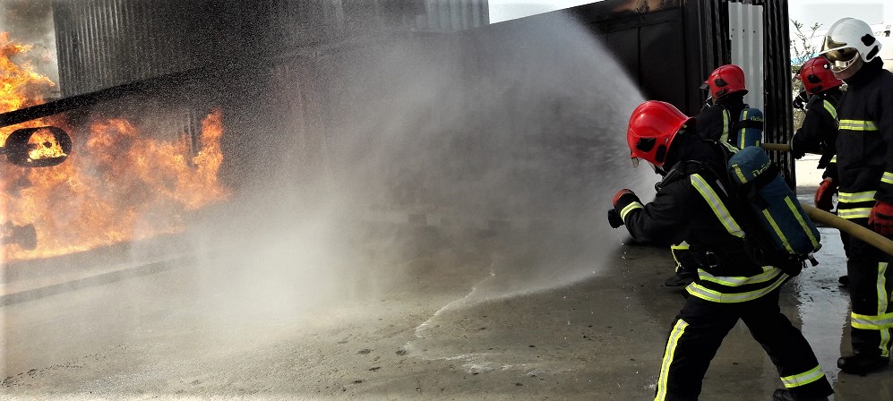 g3_systems's tweet photo. Outsourcing your industrial or airport Fire and Rescue Service? Contact IAP G3 Systems to find out how we can assist you. https://t.co/0q2ouILxSU https://t.co/8lpvA79lOr
