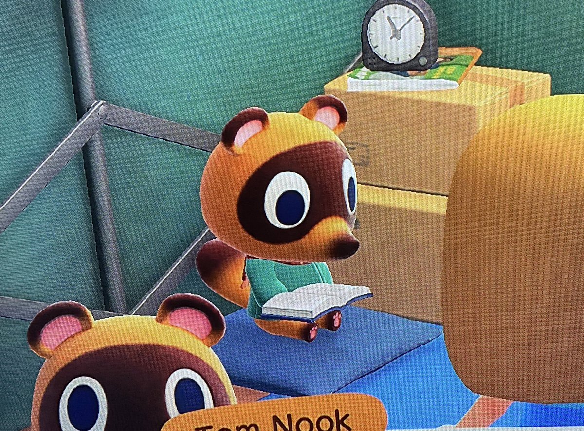 shinyjpg's tweet image. Important discovery while playing animal crossing
