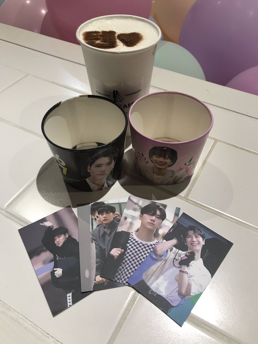 디니⁷⁷ tweet media