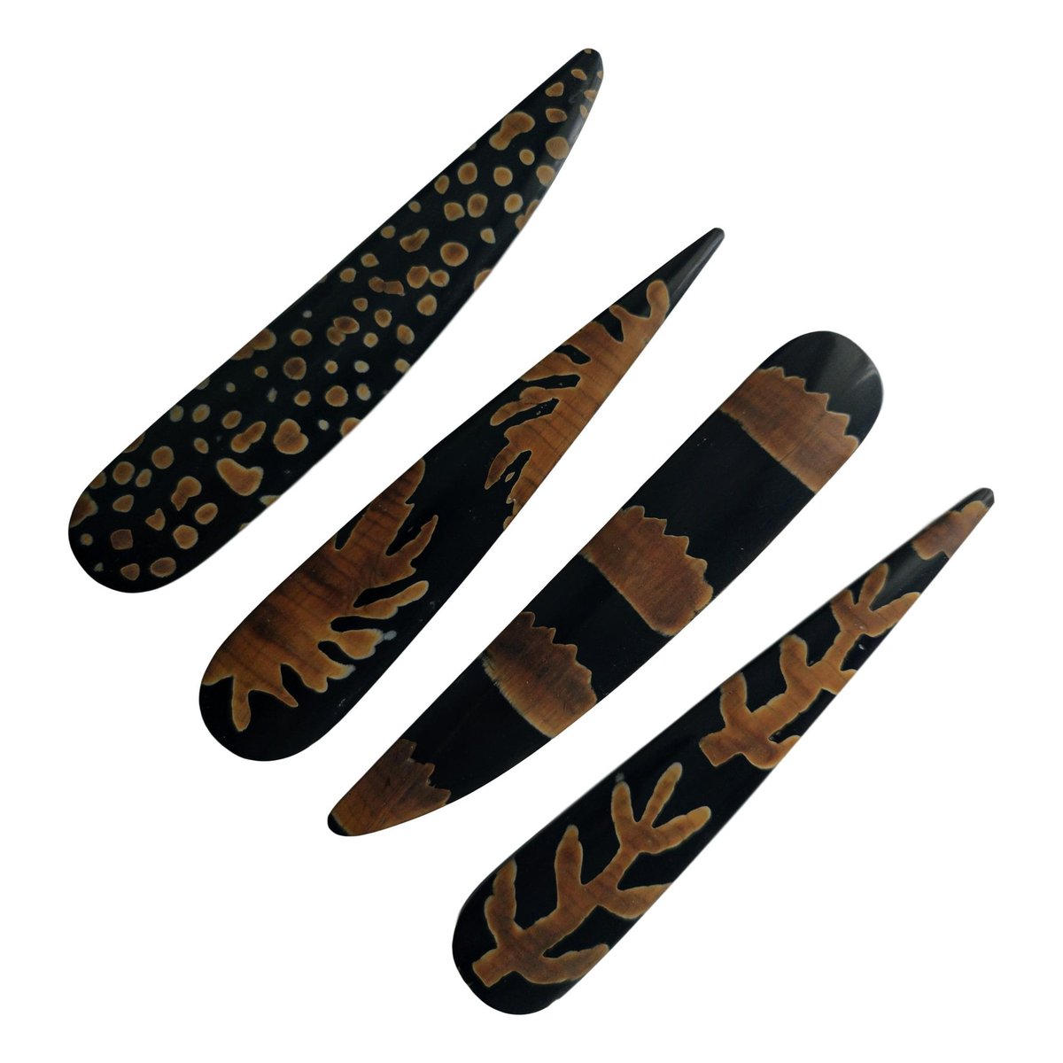 VintagePaperCo's tweet image. Funky hand carved and decorative bone folders available from this afternoon at vpco.uk 
 
#bonefolder #bookbinding