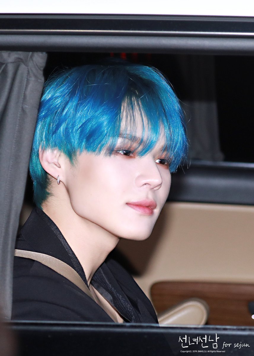 BWHG_SJ's tweet photo. 200317 더쇼 퇴근
1위 가수 임세준~ 😍
#빅톤 #VICTON #임세준 #세준 #SEJUN #CONTINIOUS #하울링 #Howling
@VICTON1109 @NewWorld_VICTON https://t.co/sXr1DBoEI0