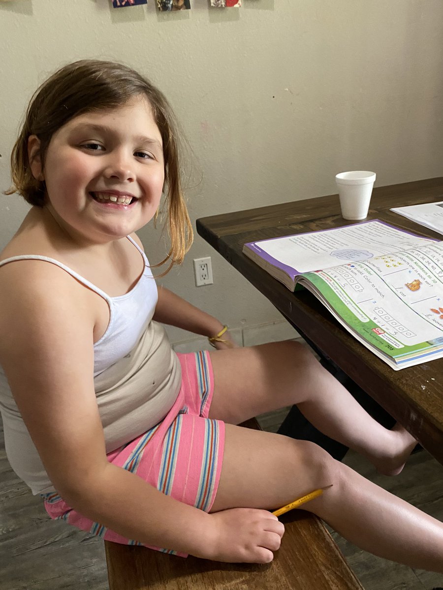 Sam13655119's tweet photo. Violet getting some school work done today! @SchochlerStars https://t.co/wqNHoXu6Nk