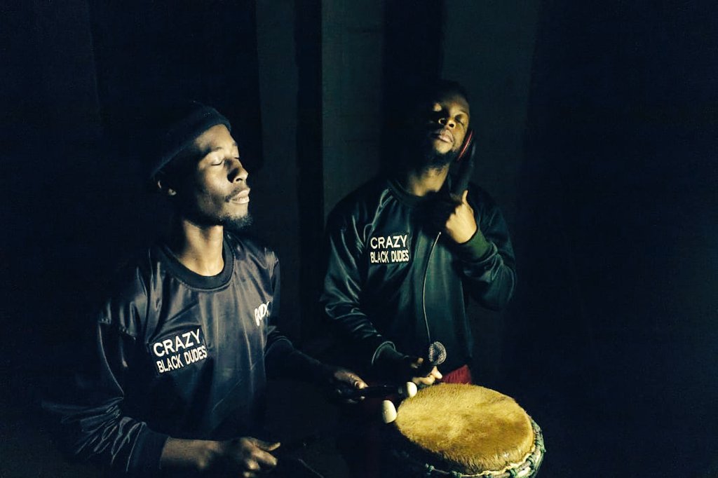 DudeMaester1's tweet photo. Praying for the world in these trying and  confusing times, to find peace and health may God protect us all.
Yours musically @CRAZYBLACKDUDEZ 
#Covid19SA #FightCOVID19 #CoronavirusPandemic @BoySa @Victor_svnC @King_Geothaz https://t.co/zF23vhWA3o