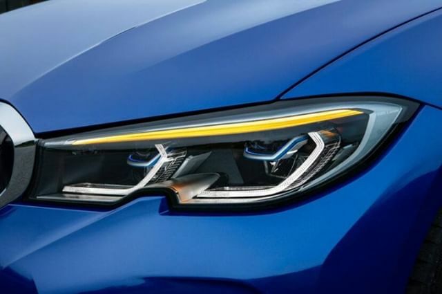 BMWforum_gr's tweet photo. GUIDE: The Different BMW Headlights Technologies Explained
#Adaptive #BMW #BMWAdaptiveLED #BMWHeadlight #BMWLaser #BMWLightTechnology #featured #fetured #Headlight #laser #led #Light #technology
source: @bmwblog
https://t.co/72uOrkOGw9 https://t.co/utVRWCrAkd https://t.co/vnwyrOSXNX