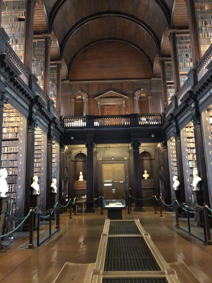 thatgirl_cecio's tweet image. #TrinityCollegeLibrary