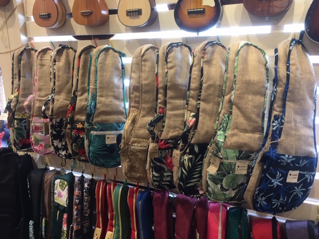三木楽器acoustic Inn ハワイのケースブランド ロカヒウクレレケース 初入荷 どうでしょう ハワイアンな雰囲気たっぷりのかわいいケースです ソプラノ ロングネック対応 コンサートサイズがございます ロカヒウクレレケースのインスタ T Co 三木楽器acoustic Inn ハワイのケースブランド ロカヒウクレレケース 初入荷 どうでしょう ハワイアンな雰囲気たっぷりのかわいいケースです ソプラノ ロングネック対応 コンサートサイズがございます ロカヒウクレレケースのインスタ T Co
