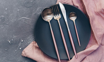 🍴📣 ElTenedor <a href="/eltenedor/">ElTenedor</a>: Cierra las reservas online, cancela la cuota a sus clientes y facilita el delivery #EstamosContigo 

+info: diegocoquillat.com/coronavirus_re…

#Hostelería #restaurantes #CoronavirusESP #COVID19espana