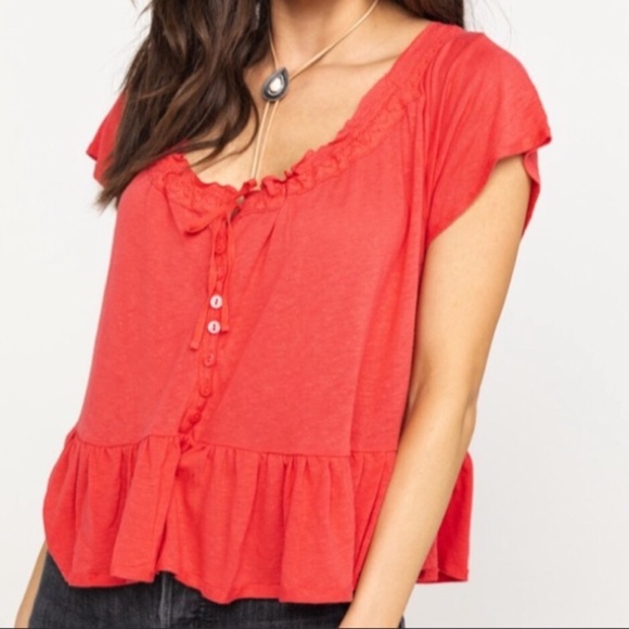 IngridVicencio1's tweet photo. So good I had to share! Check out all the items I'm loving on @Poshmarkapp from @JonesNevaeholah #poshmark #fashion #style #shopmycloset #freepeople #cxo #colinstuart: https://t.co/dEAy2vYykE https://t.co/HHl2K7ieda