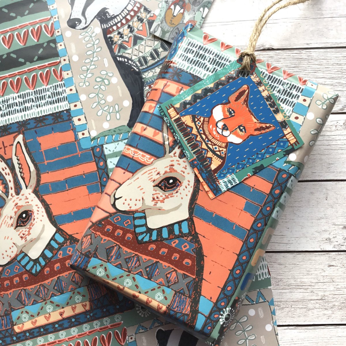 buck_lj's tweet photo. Gift Wrap Set - Unique Wrapping Paper- Animals in Jumpers - Wildlife Lover Gifts - Wrapping Paper Sheets - Holiday Gift Wrapping. https://t.co/Y6nGzT3wK2 #Slumbermonkey #Etsy #GiftWrapSet https://t.co/BsIbekiiSb
