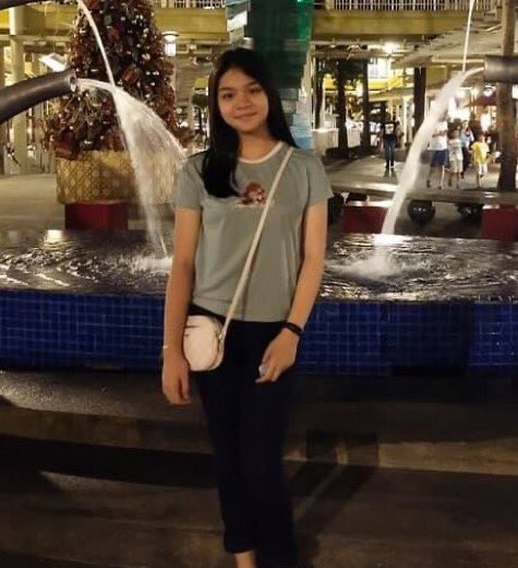 centriolee's tweet photo. G22 Carmela Marie C. Tiong

-maputi and magandaa🥰
-magaling sa Math😔
-jokerist HAAHHAHAHA
-bestfriend ni Kinichi❤️
(dms are closed because of f***) https://t.co/mVOSaLi96i