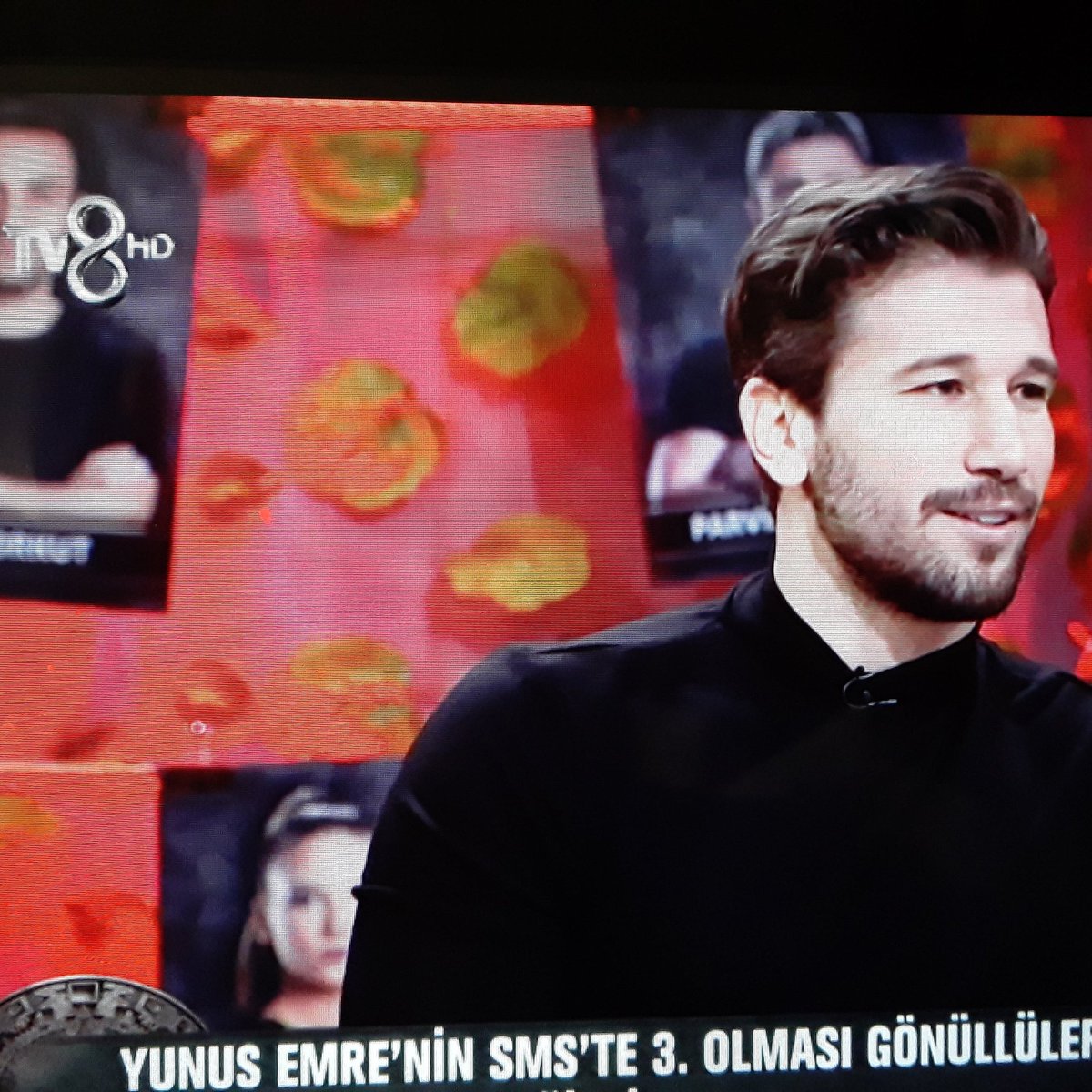 Ademci11's tweet photo. Kral yayında 👑 @adem_kilicci #ademkilicci #akfc #survivor2020 #sportial #gelkonuşalım #2sayfa #söylemezsemolmaz #spor #magazin #haber #tv8 #startv #fokstv #trt #boks #atletizm #jimnastik #fetness #atv #ihsantarkan #survivorpanorama #acunilicali #acunmedya https://t.co/nBkWBO5cLs