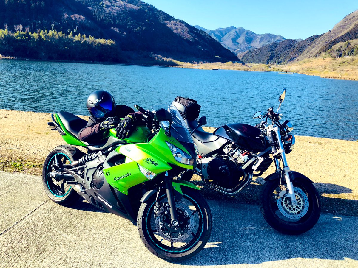 krider96630005's tweet photo. バイク日和！
#ツーリング
#Ninja #Kawasaki
 #Hornet #Honda https://t.co/xoOB9vK44G