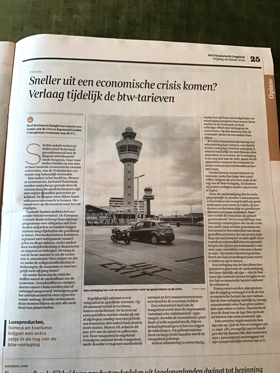 Goed Idee <a href="/FD_Nieuws/">FD Nieuws</a> Maar het draait in de #HORECA niet om het hoge Btw-tarief van 21 % ( slechts wijn en drank ) maar om het LAGE tarief van 9% ( Logies,maaltijden,koffie) , dat vorig jaar onder veel PROTEST verhoogd is van 6 naar 9%! <a href="/VNONCW/">VNO-NCW</a> <a href="/lwvlimburg/">LWV_VNO-NCW</a> <a href="/MissetHoreca/">Misset Horeca</a> <a href="/KHN/">KHN</a>