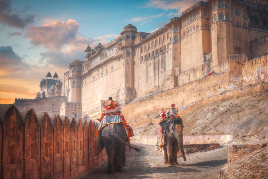 indiacarhire's tweet photo. #Jaipur also known as "#ThePinkCity" is dotted with #splendid #forts to its #varied #culture. #Jaipur is the #capital #cityofRajasthan and is the #largest #city of the #state that was #built in 18th #century by #RajaSawaiJaiSingh

#JaipurTourPlanner #Tour

https://t.co/O44N2WbfEk https://t.co/uhY24HIRxP