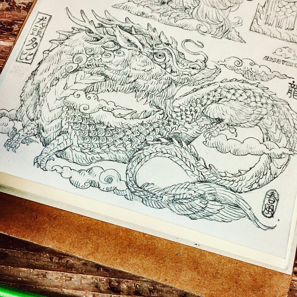 Twitter 上的 ハルカゼ Croquis 完成した龍さん クロッキー帳 シャーペン イラスト 龍 ドラゴン アナログ絵を流して アナログ民を増やそう T Co Ft52qjc2ob Twitter
