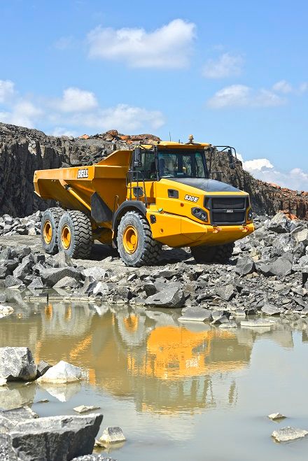 Does your ADT have what it takes to get the job done?  buff.ly/2My6qWT #BellEquipmentUK #Eseries