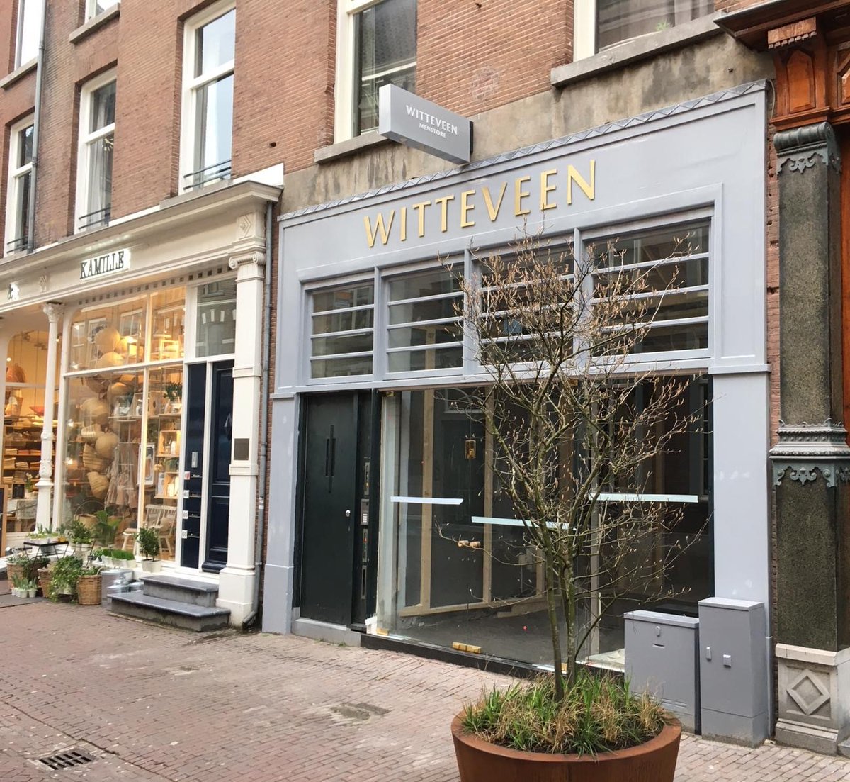 JTP_NL's tweet photo. ✅The whole new WITTEVEEN MENSTORE branding and brand experience is ready for launch at the end of March. https://t.co/fMbVkeu7Dd https://t.co/Lu8BP51pFt
