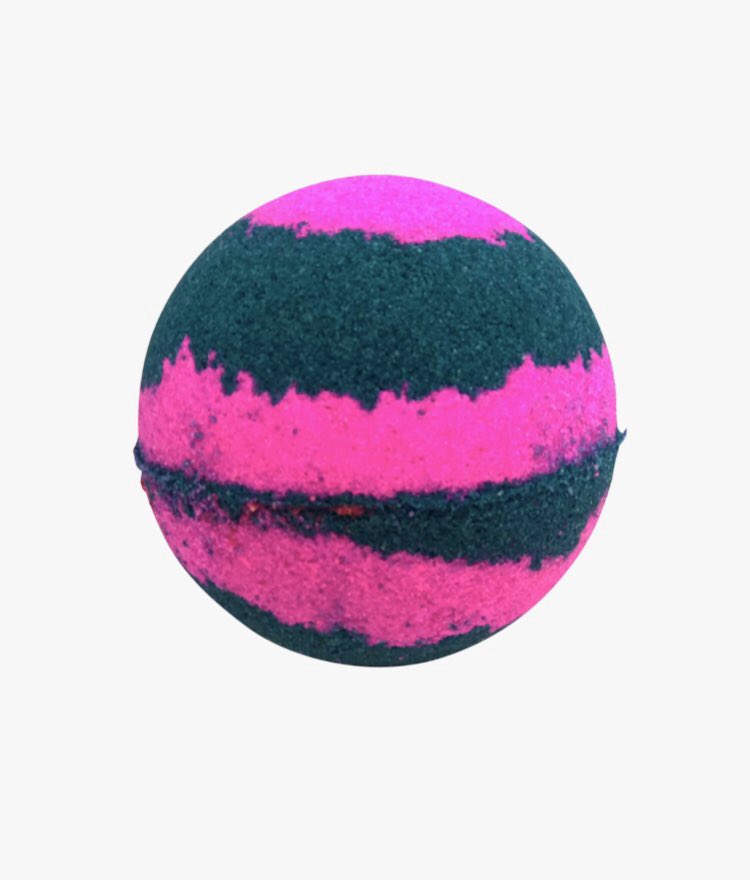 OtleyScents's tweet photo. Good Morning Everyone. I hope you are all keeping safe. Check out our new Vegan Friendly &amp; Cruelty Free Bathbombs. All inspired by Fragrances such as the very popular Aventos Creed and La Vie Est Belle &amp; many more. Available on our website now &amp; in stock at our shop. #shoplocal https://t.co/FMXSeFVHqk