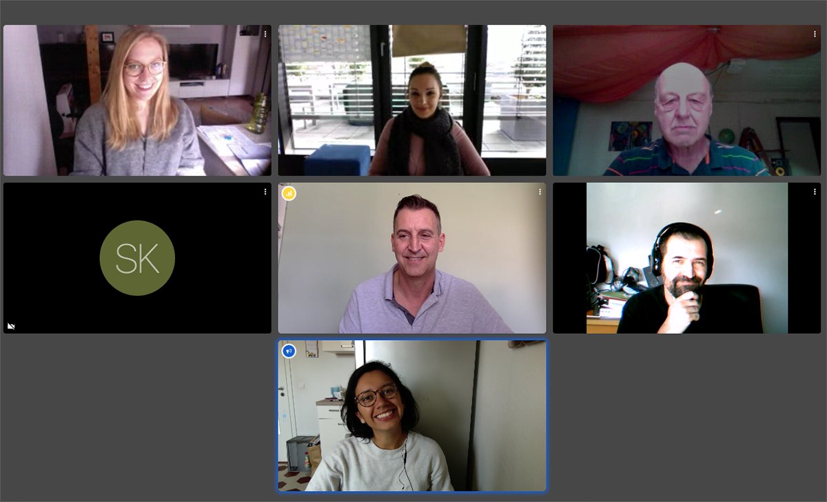 epoq_de's tweet image. Remote-Meeting? Geht klar! Das epoq Team #bleibtzuHause und arbeitet weiter für dich.

Bleibt gesund und #FlattenTheCurve 🏠
Dein #epoqTeam