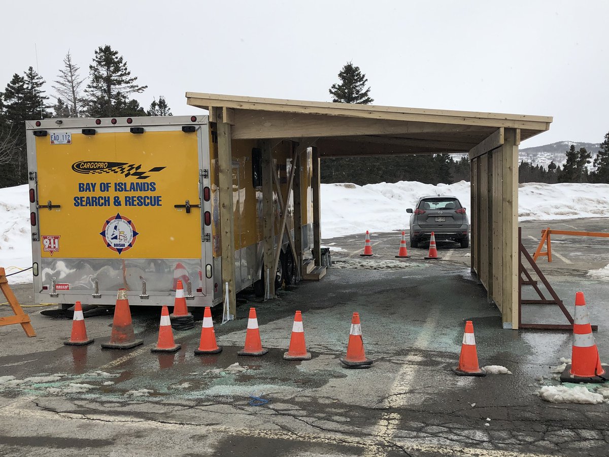 RealDonBradshaw's tweet image. Being told this is among the first drive-thru #coronavirus testing sites in Newfoundland and Labrador; located at Corner Brook Civic Centre parking lot. Still not operational. No info from @WesternHealthNL or @HCS_GovNL thus far. #covid19nlfd #covid19nl