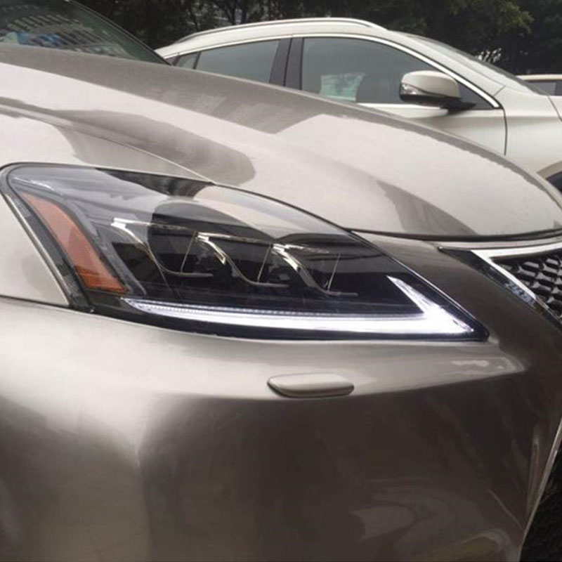 vlandcarlamps's tweet image. At Zhejiang Yuanzheng Auto &amp;amp; Motorcycle Accessories Co., Ltd. , our dedicated QC team ensures the quality from materials selection to competition. #ledlightsforcars #newcarheadlights