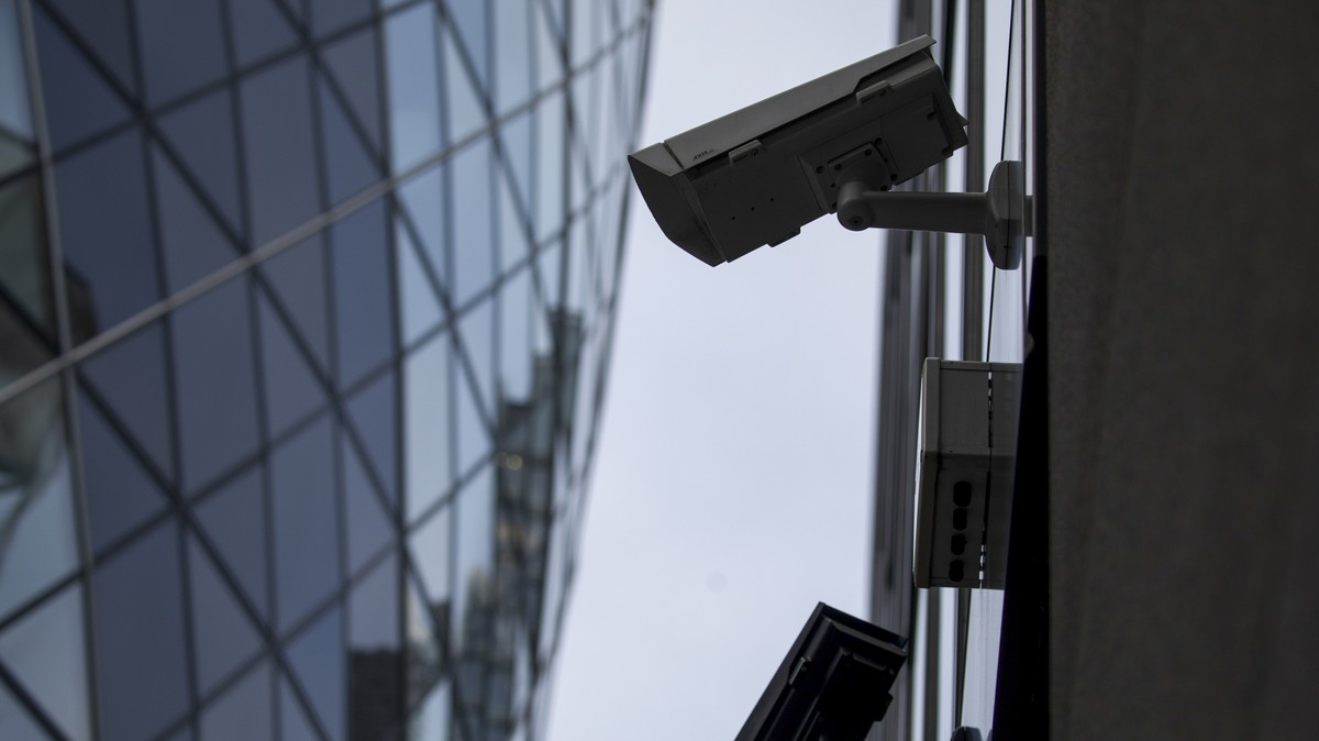 How Coronavirus Might Help Surveillance Boom dlvr.it/RSFXc4