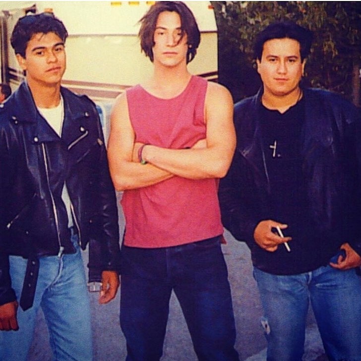 KeanuRArgentina's tweet photo. #Repost @robramirez35
---
Throw Back Thursday 1991 ... #tbt #1991 #keanu #keanureeves #backintheday #waybackwhen #simplertimes #actorguy π¬#billandtedsbogusjourney ππ https://t.co/Fh7e90t5F4