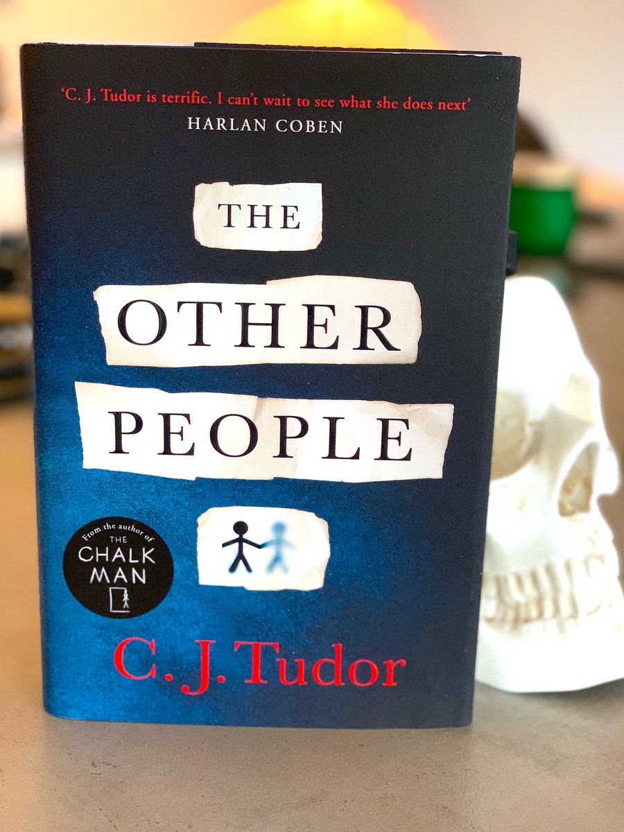 I know a lot of you are self-isolating at the moment, and I thought you might like something to read? So, I have TEN signed copies of The Other People to give away! Perfect for when you can't see, erm, other people! 😁 RT and like to win. Ends midnight Sat. UK only. ❤️😷