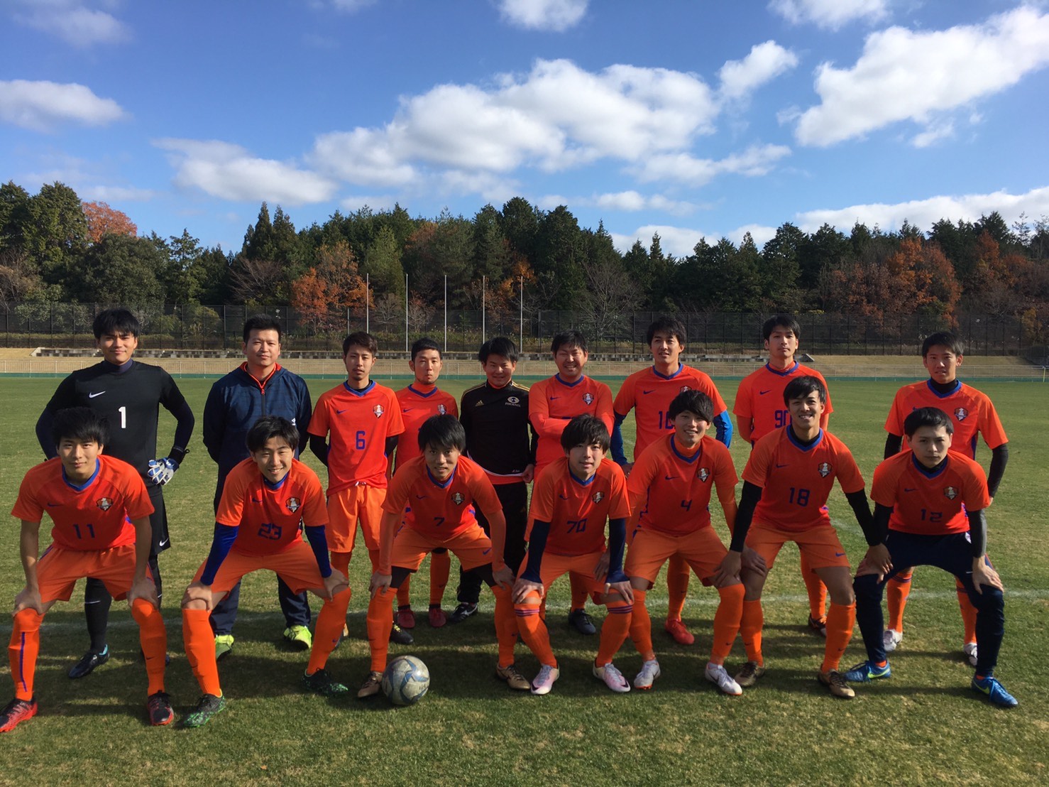 Fsコパノン 大阪府社会人サッカー連盟1部所属 高槻市サッカー連盟1部所属 Fs Compagnon コパノン です 公式twitter始めました 今後の試合結果等を掲載していきます よろしくお願いします T Co Kiw5xdtlnj Twitter