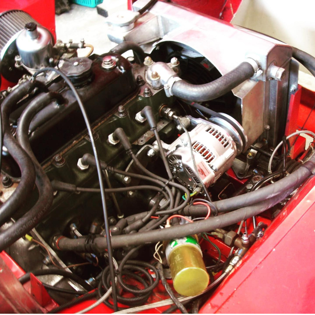 PowerliteUnits's tweet photo. Staying at home? If you’re heading to the garage to work on your #restoration project, call us on 01384 261984, mention this post &amp; that you're #selfisolating &amp; we'll make sure you get a generous discount on any product across the Powerlite range. #classiccars #carrestoration https://t.co/TqPAJ7TjNn